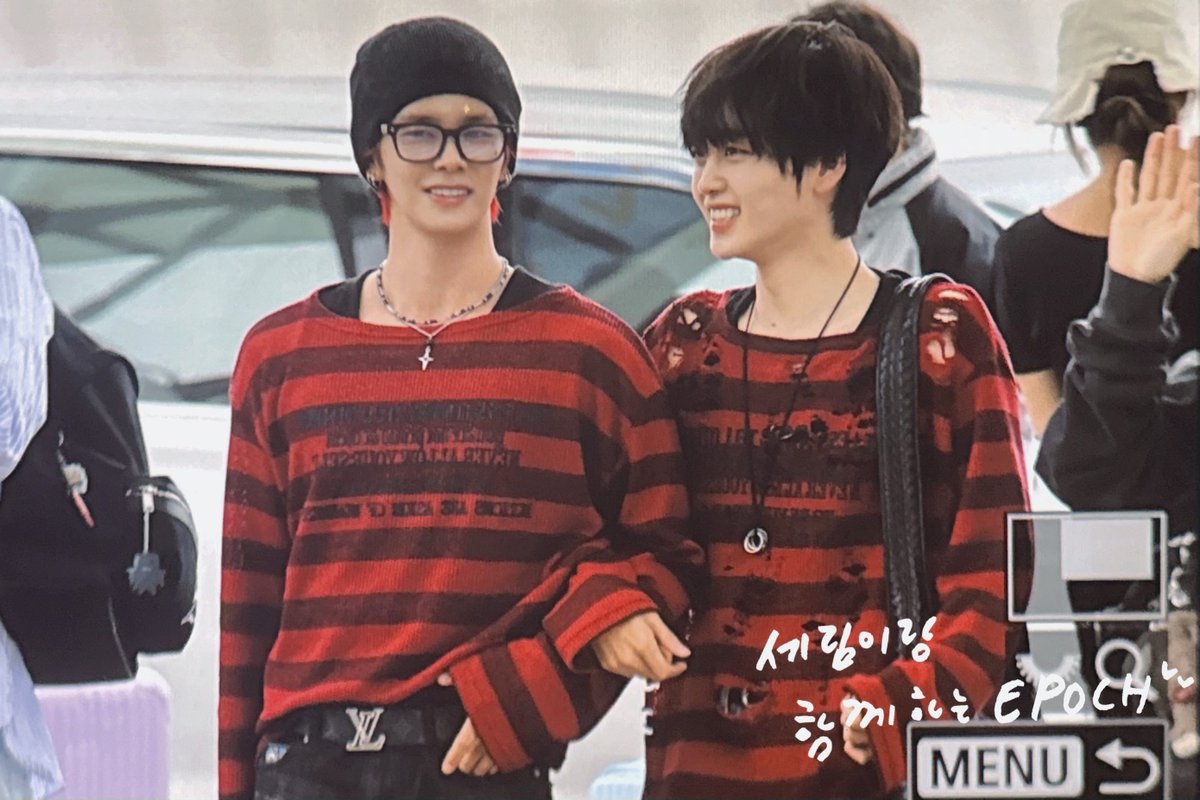 no way this is the cutest thing ever hyeongjun is soooo happpyyyyyy