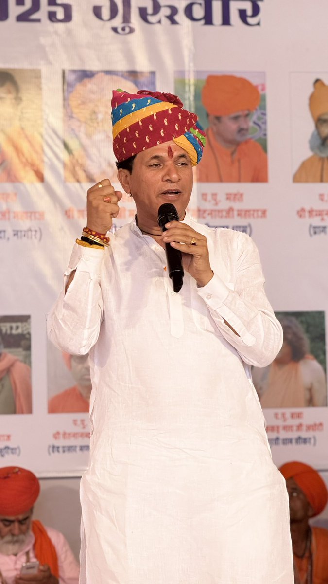Ghamanda Ram Thori (@rajberaghamanda) on Twitter photo पूर्व केंद्रीय मंत्री और बाड़मेर जैसलमेर के पूर्व सांसद <a href="/KailashBaytu/">Kailash Choudhary</a>
📍जेताणीयों की ढाणी-खारियातला भाड़खा पूर्व केंद्रीय मंत्री और बाड़मेर जैसलमेर के पूर्व सांसद <a href="/KailashBaytu/">Kailash Choudhary</a>
📍जेताणीयों की ढाणी-खारियातला भाड़खा