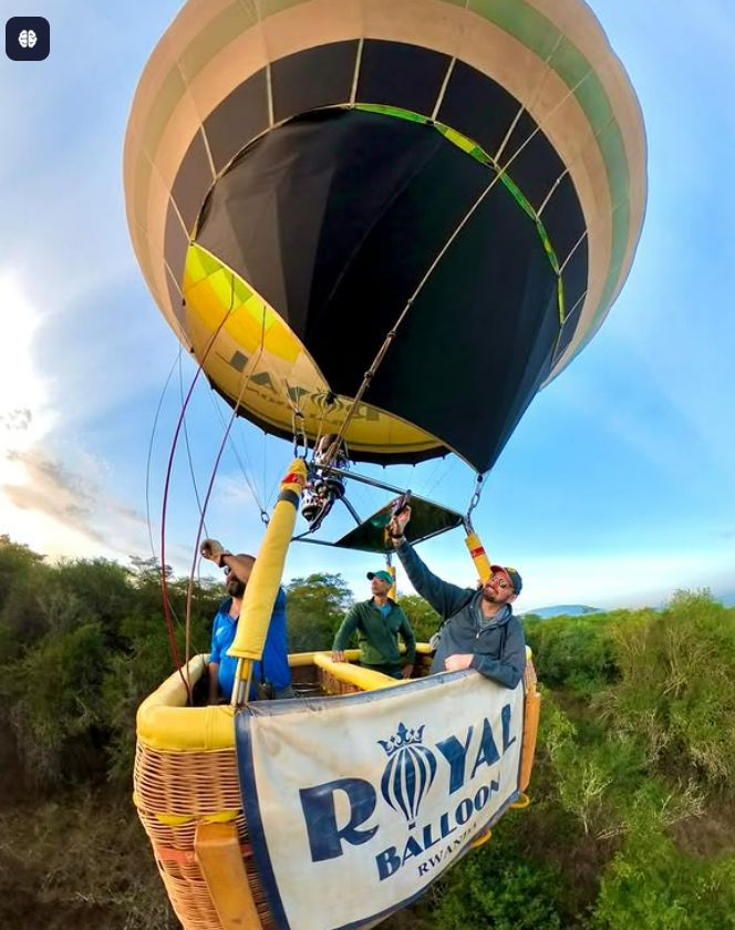 AkageraPark's tweet photo. Enjoy a magical balloon ride as you ascend and watch the Akagera savannah come to life. After your flight, relax with a delightful bush breakfast and great company. 
Contact Royal Balloon Rwanda at info@royalballoonrwanda.com or call/WhatsApp +250 783 453 068.
 #BalloonSafari https://t.co/ie79kIsrwM