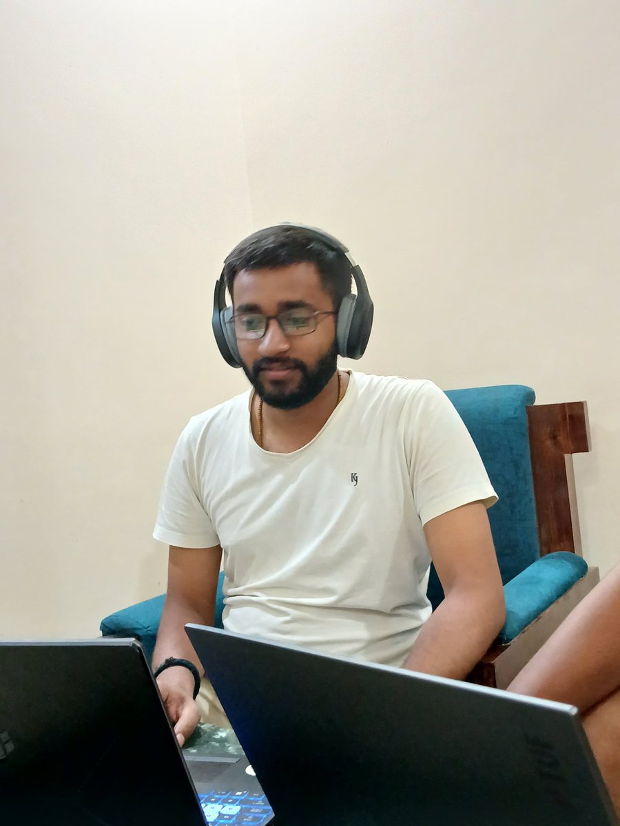 journanishant's tweet image. चुनाव का समय है। रिपोर्टिंग मैदान में भी, एडिटिंग कमरे में भी – यही है पत्रकारिता का असली रंग।
– 24×7 ड्यूटी, जनता की आवाज़ के लिए

#electionexpress #BiharElections #assamblyelection