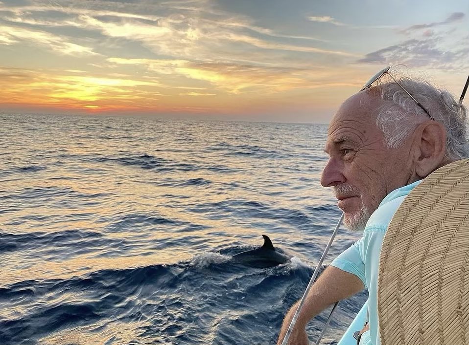 The white porpoise comes to me at night

Singing in the river of time

With a thousand dolphins in radiant attendance

Bringing charismatic greetings from the Prince of Tides