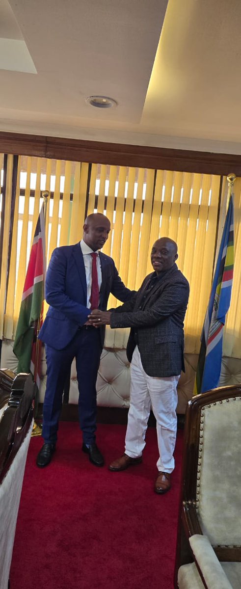 GovGuyo's tweet photo. I had a productive meeting with @DrRonohPaul, Principal Secretary for Crop Production, at his office in Kilimo House. We discussed the establishment of boreholes to support a proposed feedlot project, which is an important step toward boosting agricultural productivity and enhancing resilience in our county.

We remain committed to sustainable livestock development and strengthening food security through continued collaboration with the national government.