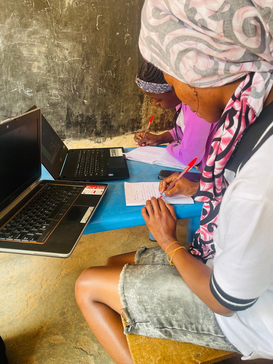 PeaceNajodo's tweet image. Happening now, At Sparkling Beginnings Schools - Kito . Inschool ICT integration Training for Educators and Admins. Teachers being introduced to digital teaching techniques. Thanks to @EdifyUganda thru #Edifyedtech &amp;amp; @SharebilityUg , #sharebilityedutech