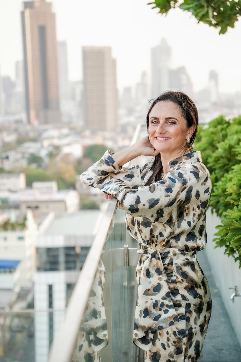 Jimmy Petruzzi interviews Janine Mitchell
Janine is the Founder of Change for Success, a global Wellness consultancy. 
youtu.be/9SLfhs64bVU?si…