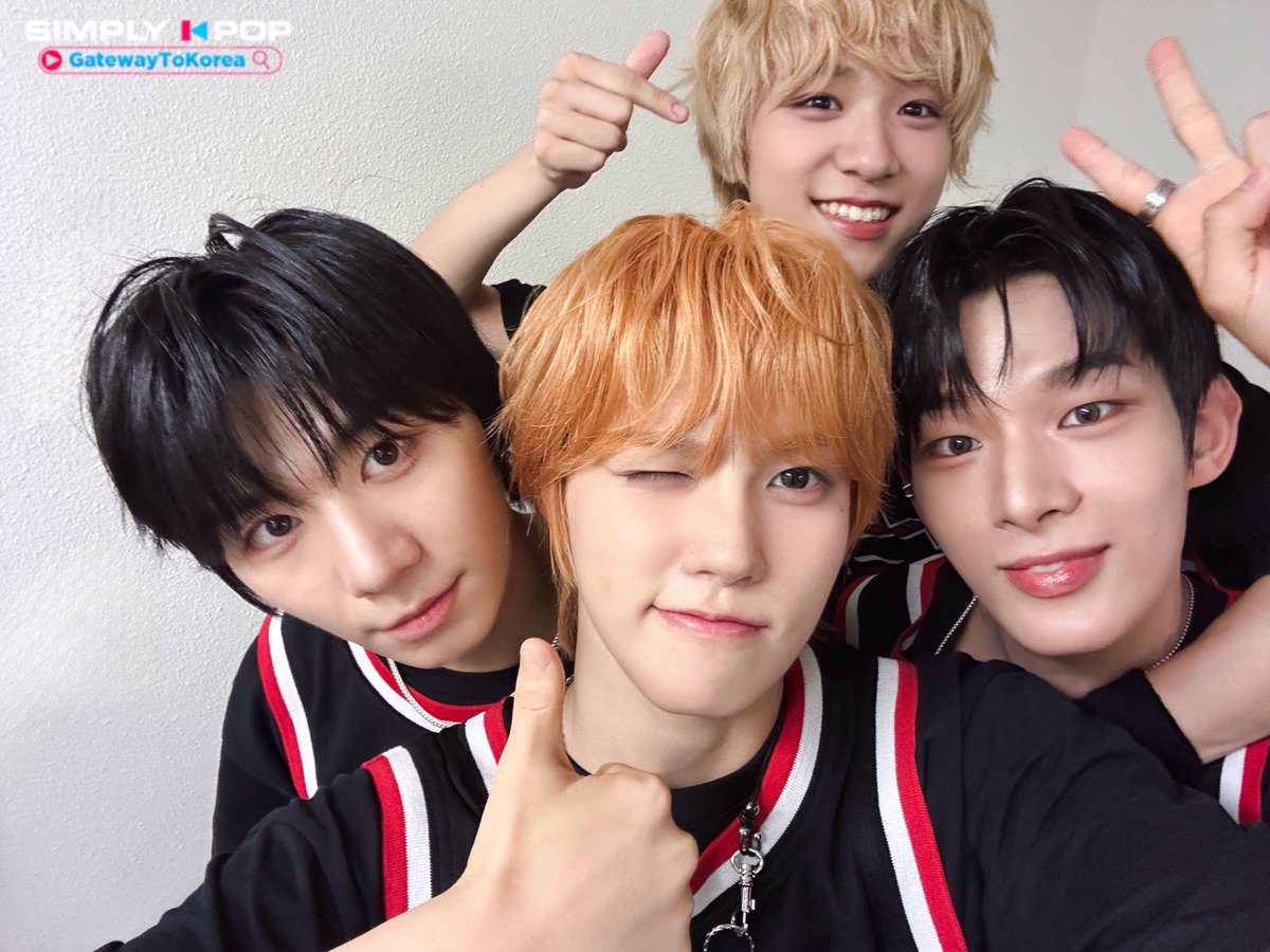 SIMPLY K-POP tweet media