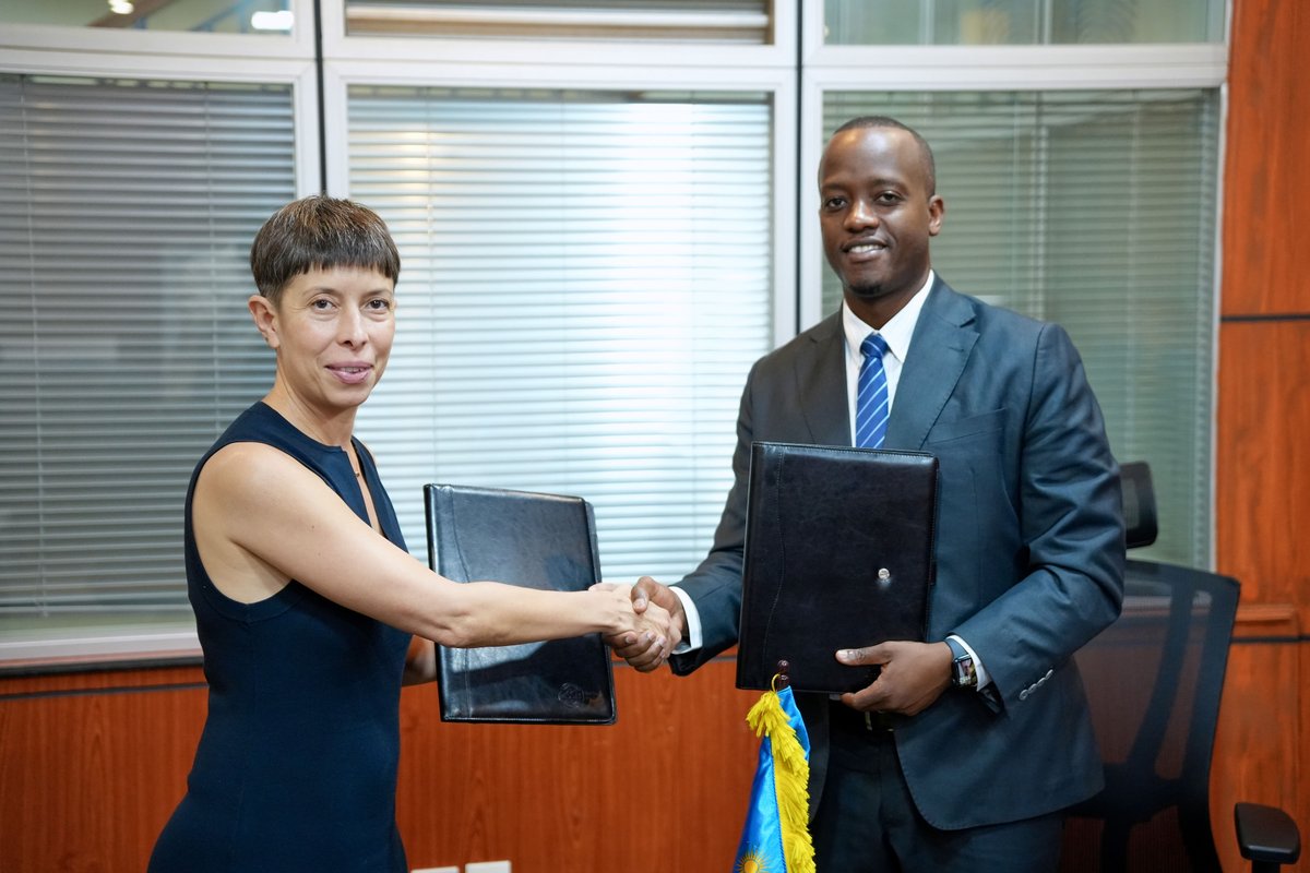 RSSB_Rwanda's tweet photo. ⚡️We are delighted to sign an MoU with @Causal_Foundry to leverage advanced analytics, AI, and behavioral science to enhance service delivery for our members, deepen citizen engagement, and promote financial inclusion across RSSB’s social protection schemes. https://t.co/EglcmiDyTS