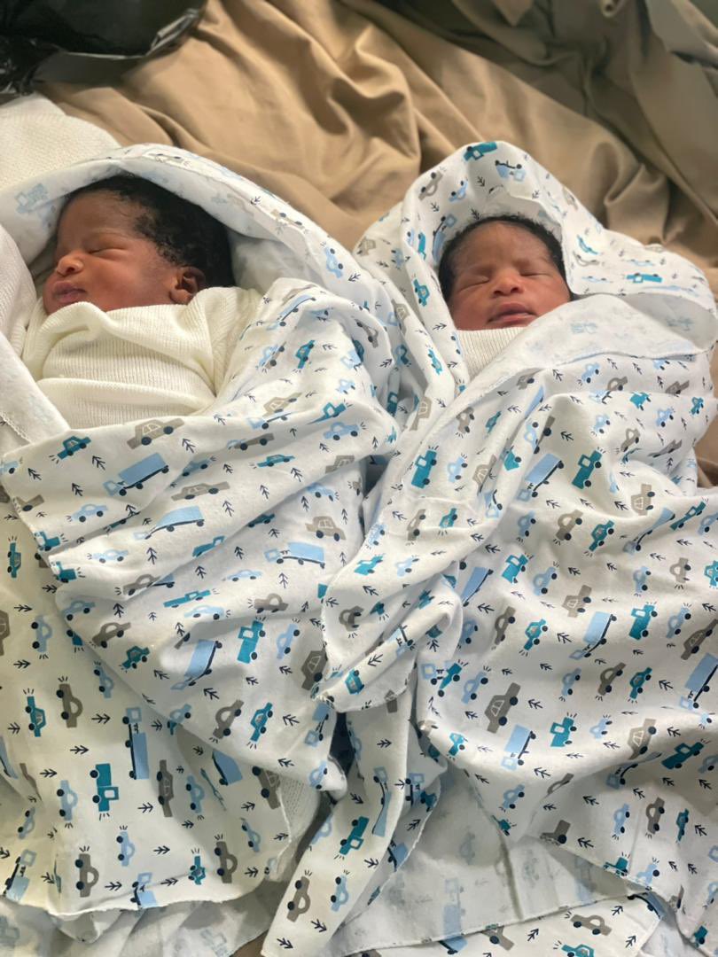 Allow me to reintroduce myself!!!
My name is Aunty Zorah!!!🥹❣️❣️❣️❣️