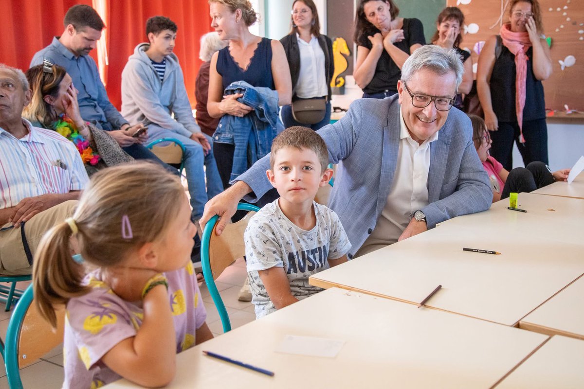 Petit tour plein d'énergie dans nos Centres de Loisirs sans Hébergement d’Atouts Ville Gravelines qui affichent complets !

Quel plaisir d’aller à la rencontre de nos enfants ! Bravo aux équipes d’animation pour leur engagement, leur bienveillance et leur dynamisme !