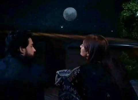 #PAK_PG
کبھی یوں بھی ھو 
 سر بزم” وہ“ مجھے یہ کہے کہ 
غزل سنا
میں غزل غزل میں
اسے  کہوں
میرا کوئی نہیں ھے
تیرے سوا_💙