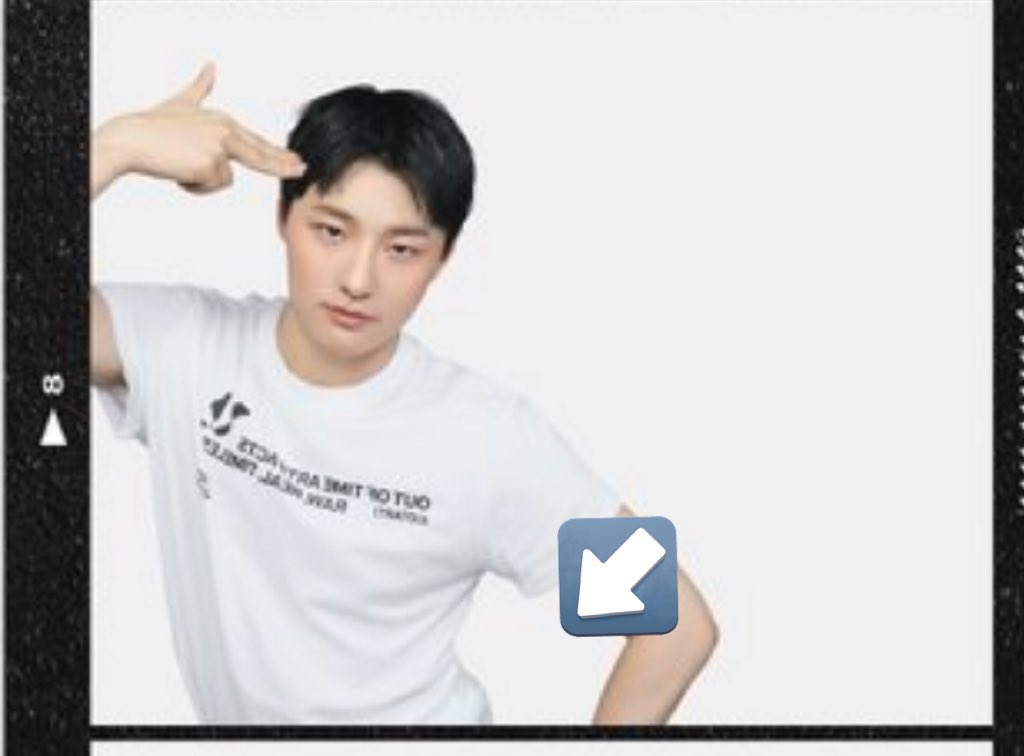 여기에 머리 넣고 찍을게