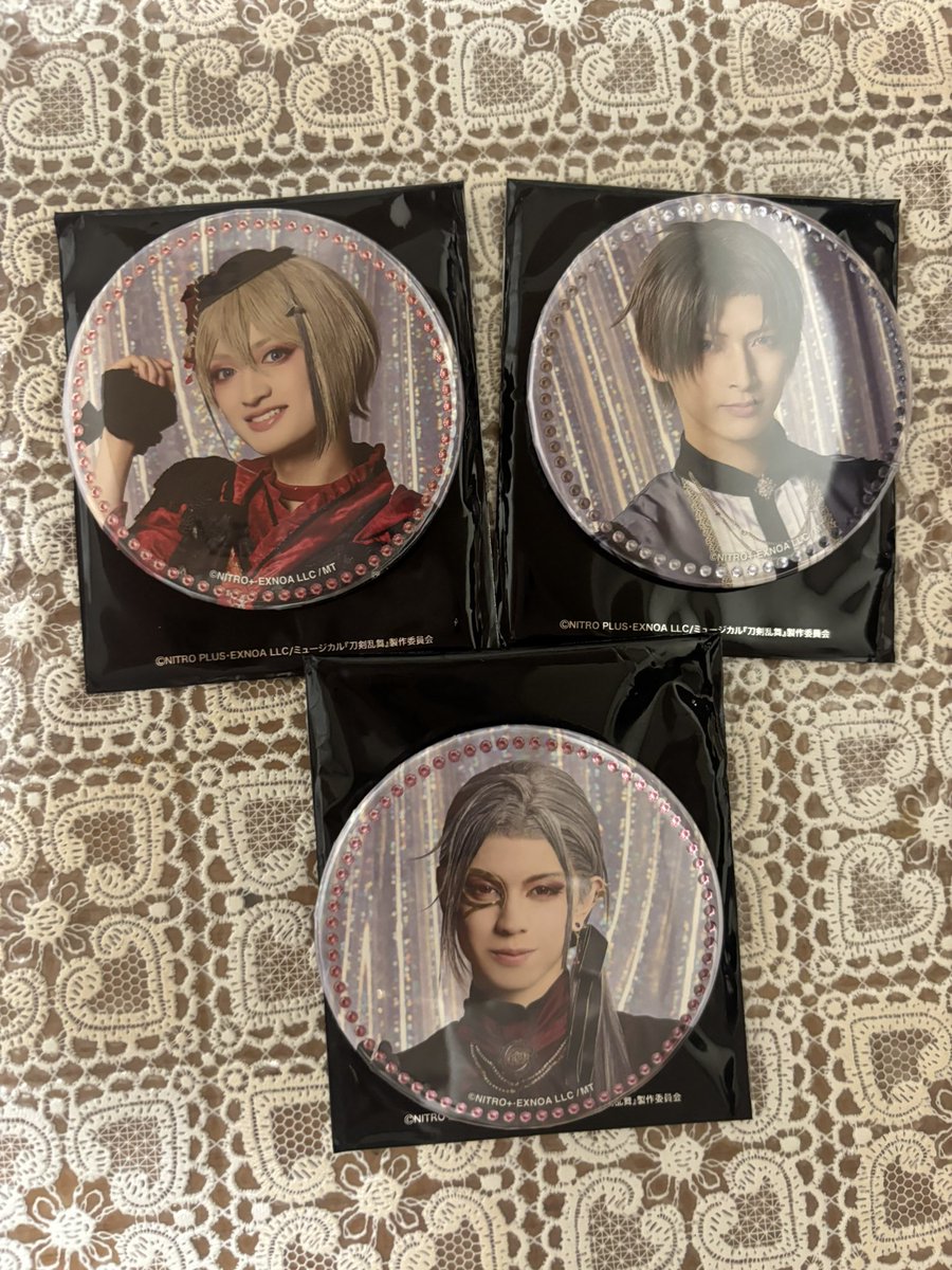 【交換】ミュージカル刀剣乱舞 刀ミュ 目出度歌誉花舞 十周年祝賀祭
ランダム缶バッジ 缶バ

譲】日向 長谷部 大般若

求】同異種長義＞山姥切＞堀川

郵送でのお取引となります。
お気軽にお声掛けください。