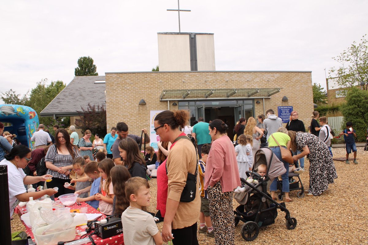 Thank you to everyone who attended the recent Chalkstone, Parkway and Clements Fun Days!

Don't miss next week's Picnic in the Park with fun and FREE activities for the whole family

📆 Wed 6 Aug - 11:00am to 3:00pm
📍 East Town Park
Find out more below 👇
loom.ly/8XLF5EA