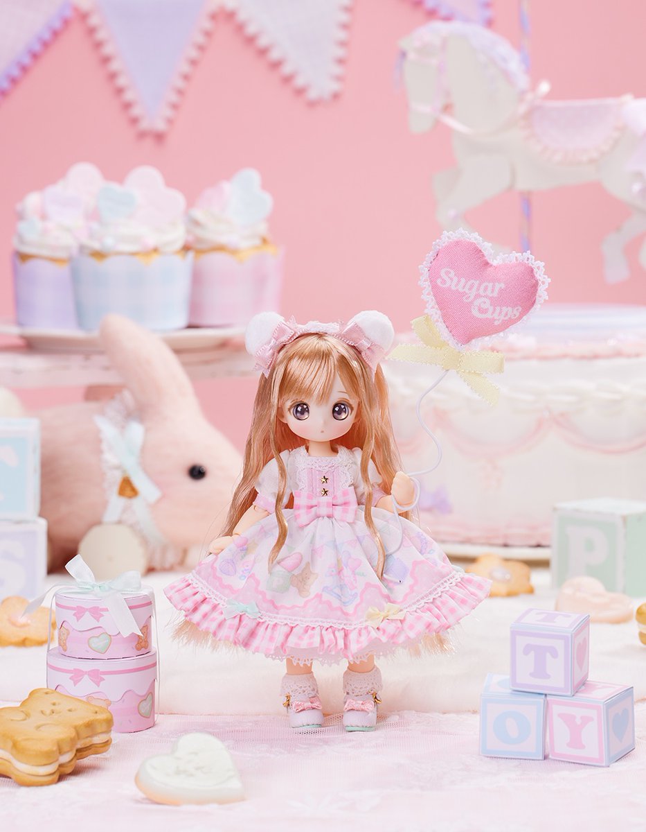 Dollybird vol.38限定モデルのSugar Cups「ビスケティーナ〜Fancy Toy Party〜」ちゃんが、皆さまのお手元に飛び立ちました🎁🍪✈️

早い方はもう届いているようですね！ 到着後はお早めに中身のご確認をお願いいたします。

私はバルーンのワイヤーがちゃんとこの↓形になっていることに感動しました💕