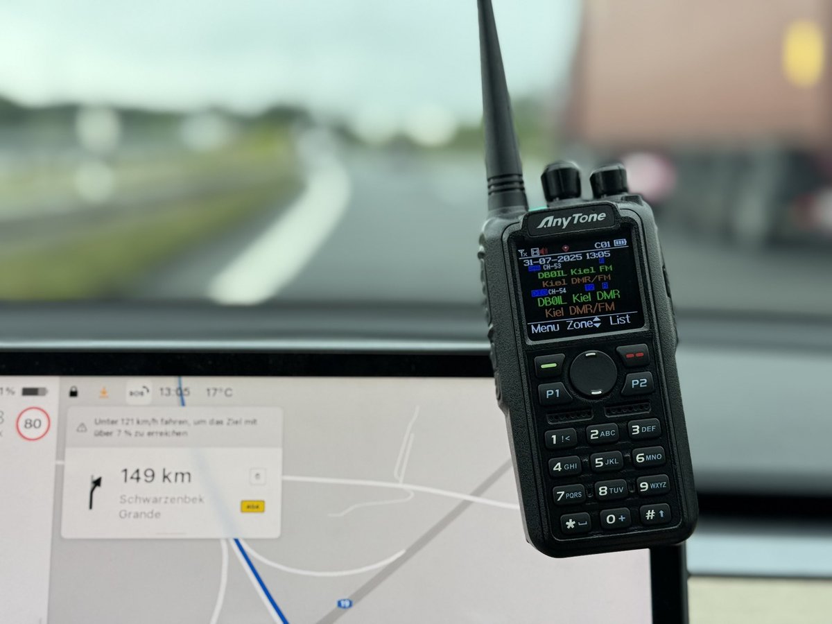 On the way to Kiel. I've already adjusted the relays in the AnyTone 878.