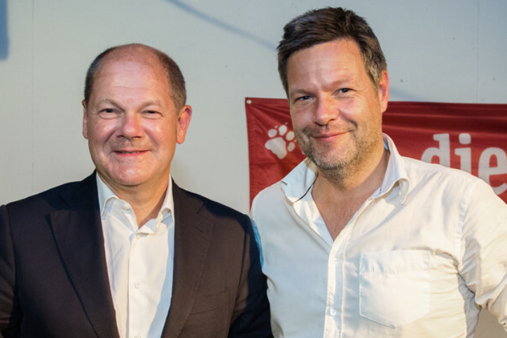 Wenn du nach noch nicht mal 100 Tagen der neuen Regierung realisierst, dass diese Beiden die bessere Wahl waren 🥲🥲🥲