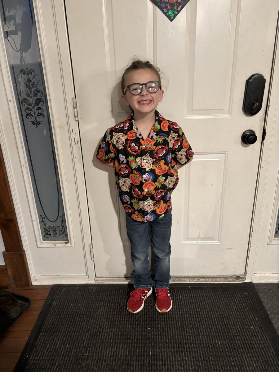 Owen Harrington (@coachspike) on Twitter photo We know how to do 1st day of school around this joint. <a href="/TheMuppets/">The Muppets</a> We know how to do 1st day of school around this joint. <a href="/TheMuppets/">The Muppets</a>