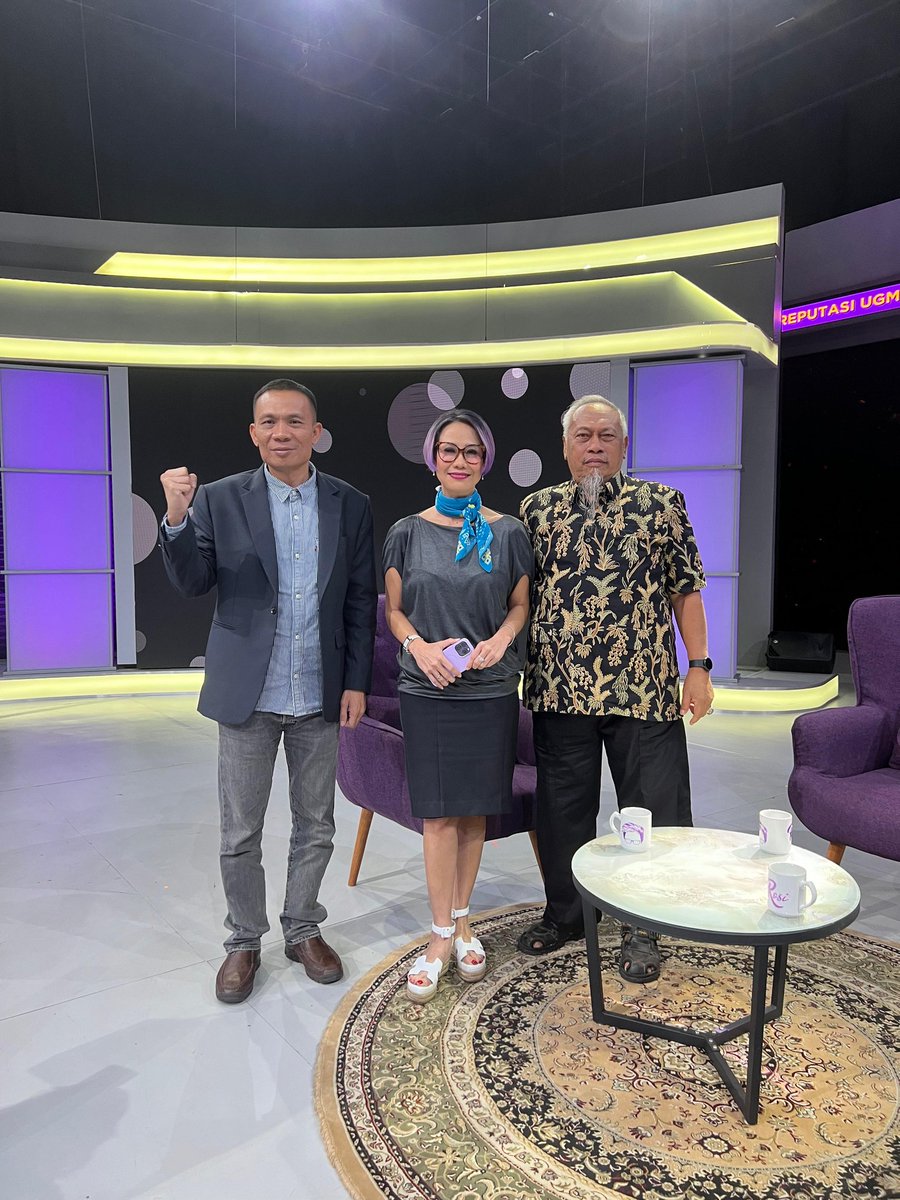 Dengan Prof. Koentjoro di acara ROSI Kompas TV