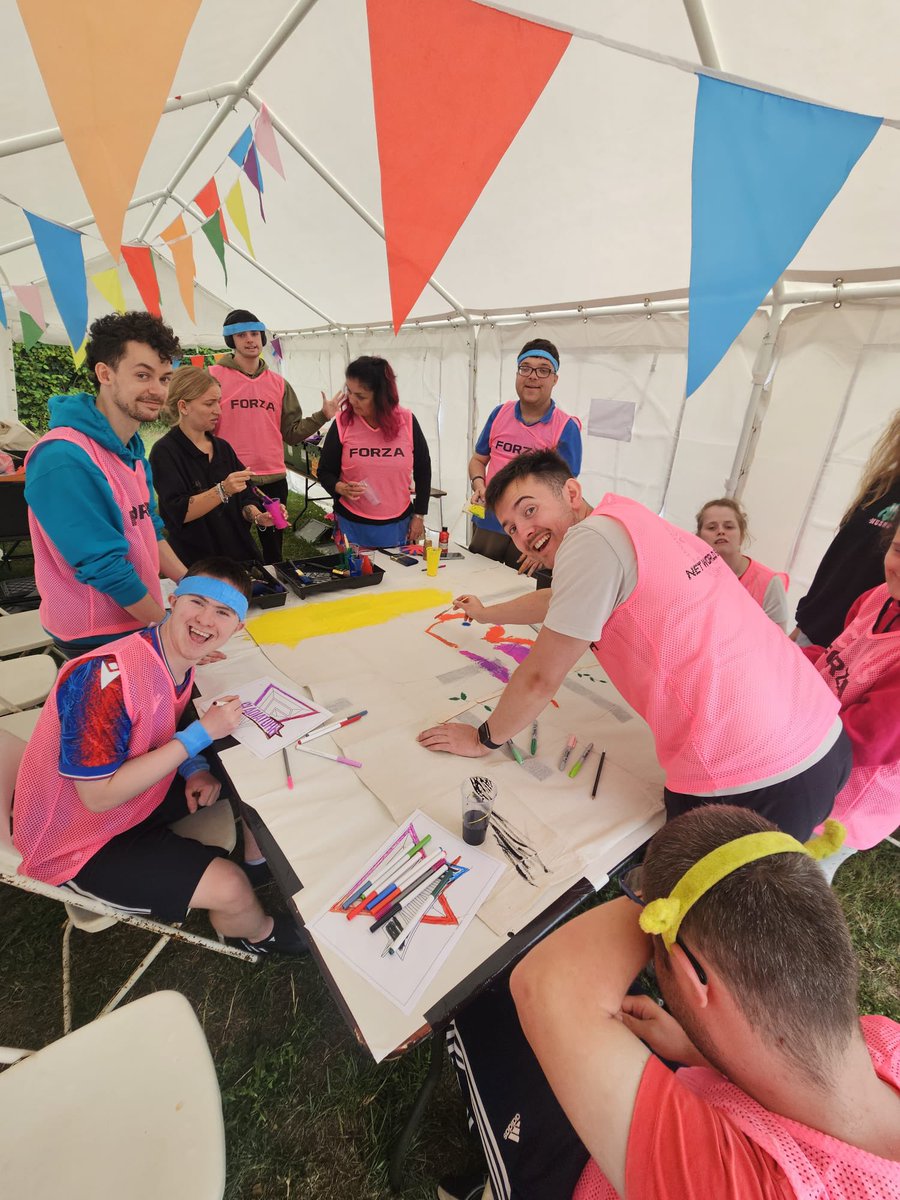 The wet weather won’t dampen our spirits as we head into gladiator day. Contenders ready…