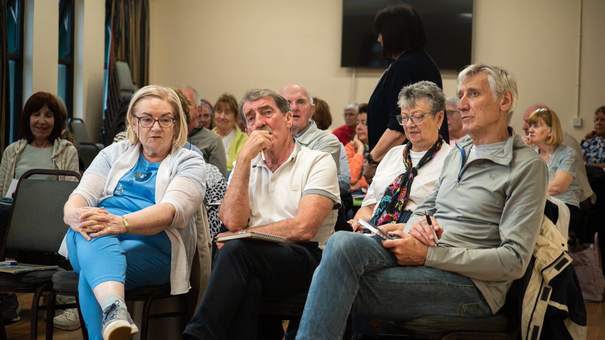 Reáchtáladh an 37ú Cúrsa Cuimhneacháin Shéamuis de Faoite i mí Iúil sna Dúnaibh. Bhí seachtain mhór d'imeachtaí, comhluadar, cairdeas agus cultúr ó cheann ceann na seachtaine. Ba mhaith linn ár mbuíochas a thabhairt do gach duine a bhí páirteach chun an cúrsa a eagrú.

The 37th