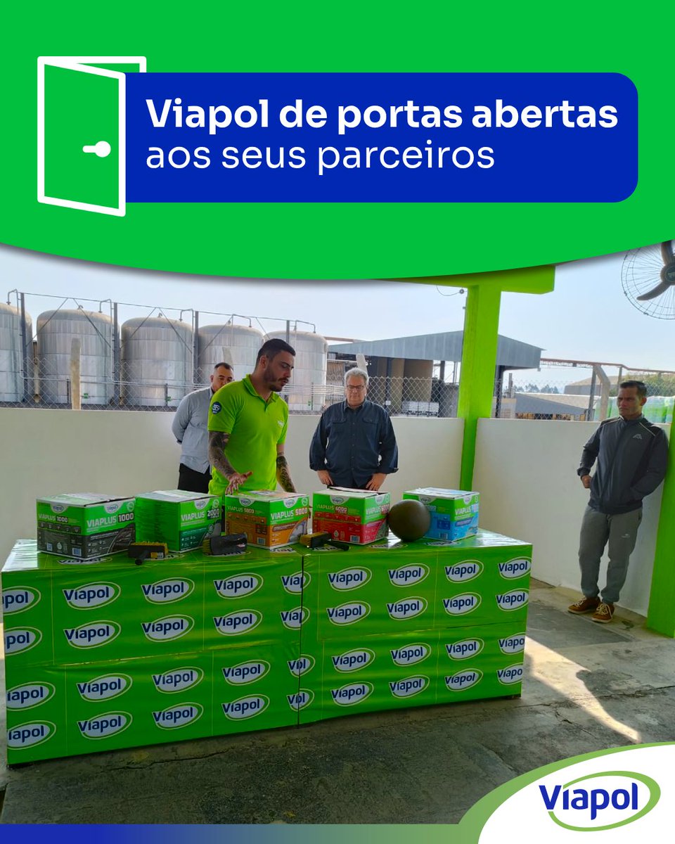 Na última quinta-feira (24), recebemos a visita da Siciliano em nossa fábrica de Caçapava (SP)! 💚

Durante o tour, os parceiros da Viapol puderam conhecer de perto os processos que garantem a qualidade, a eficiência e a inovação do nosso portfólio. A visita incluiu demonstrações