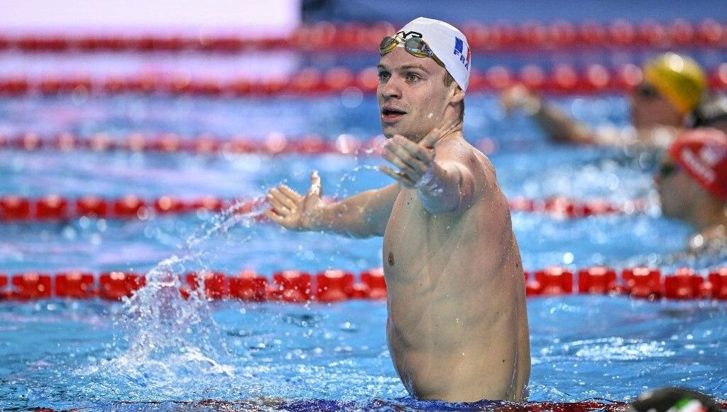 Mondiaux de natation : Léon Marchand décroche l'or en 200 m 4 nages
➡️ l.ici.fr/Ue8