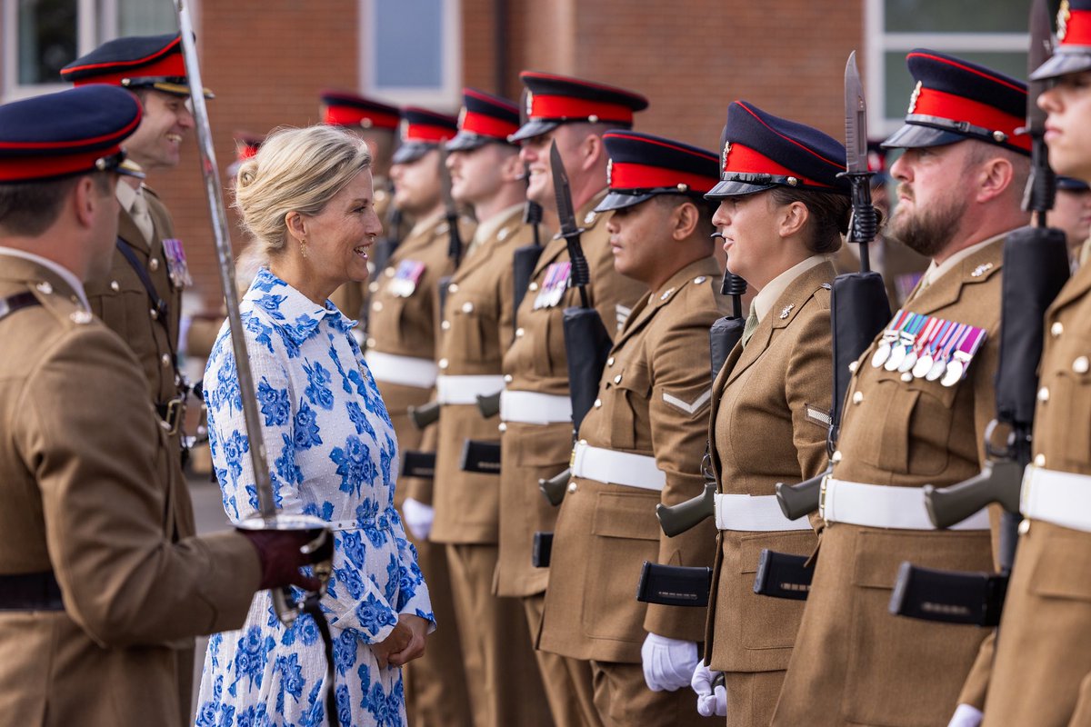 The Duchess of Edinburgh, as Colonel-in-Chief of The Corps of Royal Electrical and Mechanical Engineers, has visited two of their Battalions at their headquarters in Tidworth, Wiltshire.
 
Celebrating their 25th anniversary, The Duchess inspected personnel from 4 Armoured Close