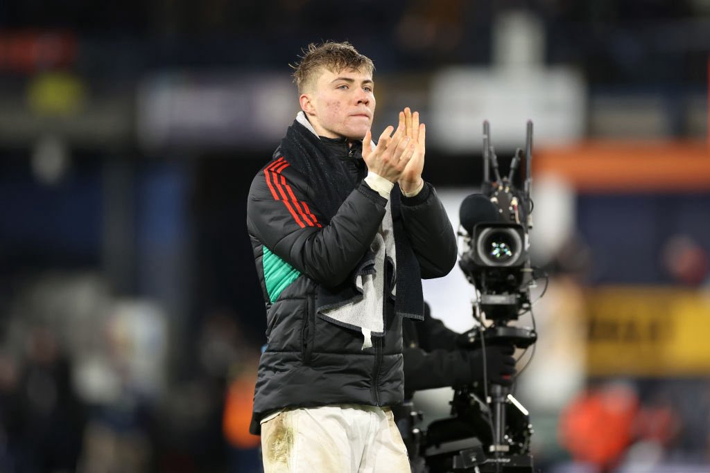 🚨 Rasmus Højlund: “Competition is fine with me. It sharpens me!”.

“I'm more than ready. I'm feeling sharp, so I'm welcoming everything that comes. I think it's good with competition”.