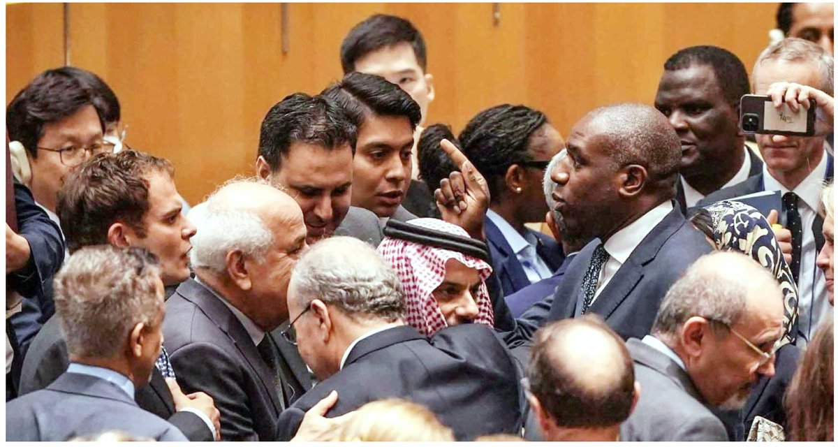 #مصر و #الصين تشيدان بالجهود #السعودية.. وتأييد واسع لمخرجات مؤتمر #نيويورك

"حل الدولتين".. مطلب دولي 
#عكاظ 
#السعودية_العظمى