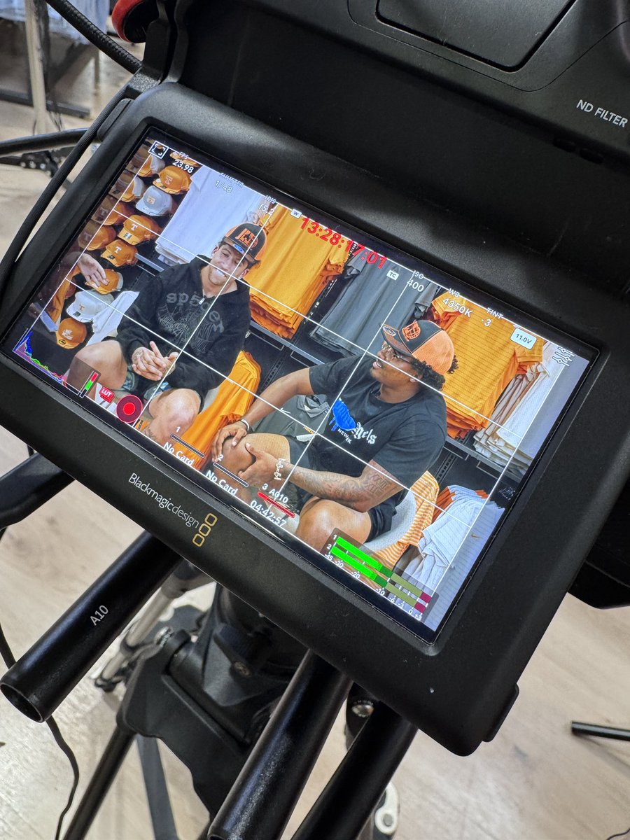 justhomesgroup's tweet image. Some behind the scenes with @Jadon_Perlotte5 and @ArionCarter for a TPL @TPLTennessee ———&amp;gt; for every home sold or purchased with JustHomesGroup in Knoxville TN, we give back to a student athlete! Support the VOLS!  Buy/sell/invest JustHomesGroup.com 
And if you want one of…