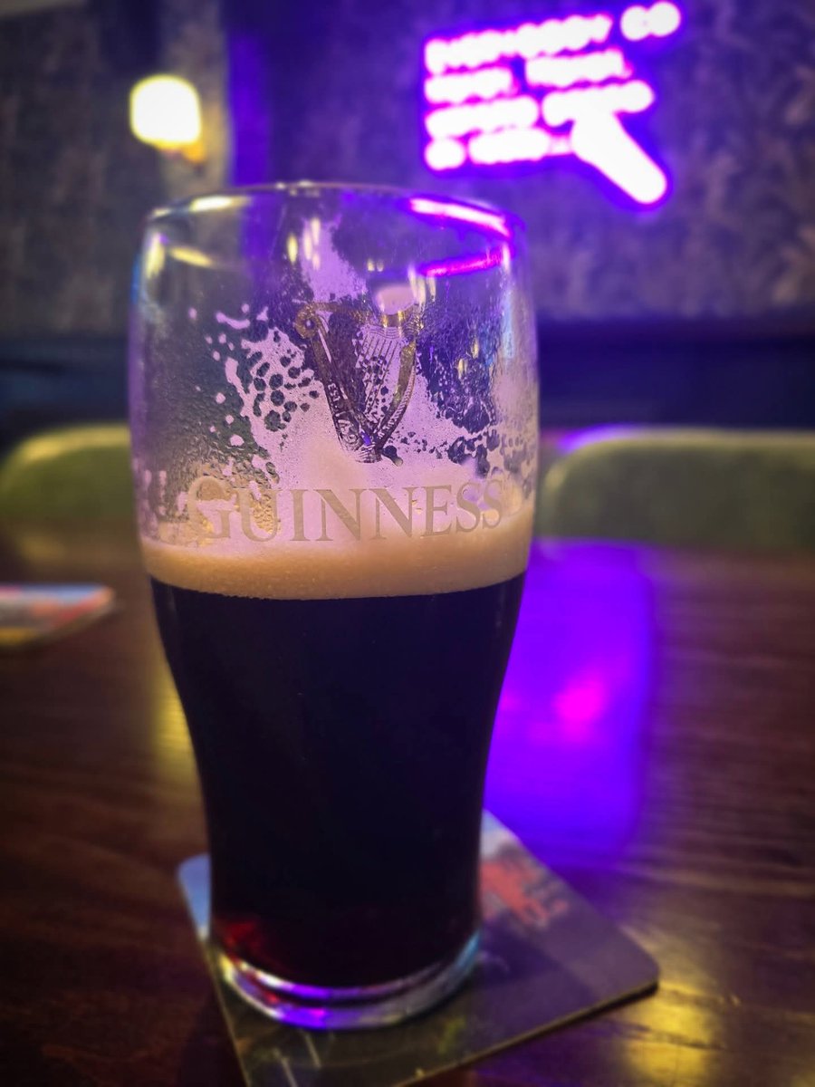 Nice quiet pint today after yesterday's 8 hour ordeal ... #holiday #Guinness