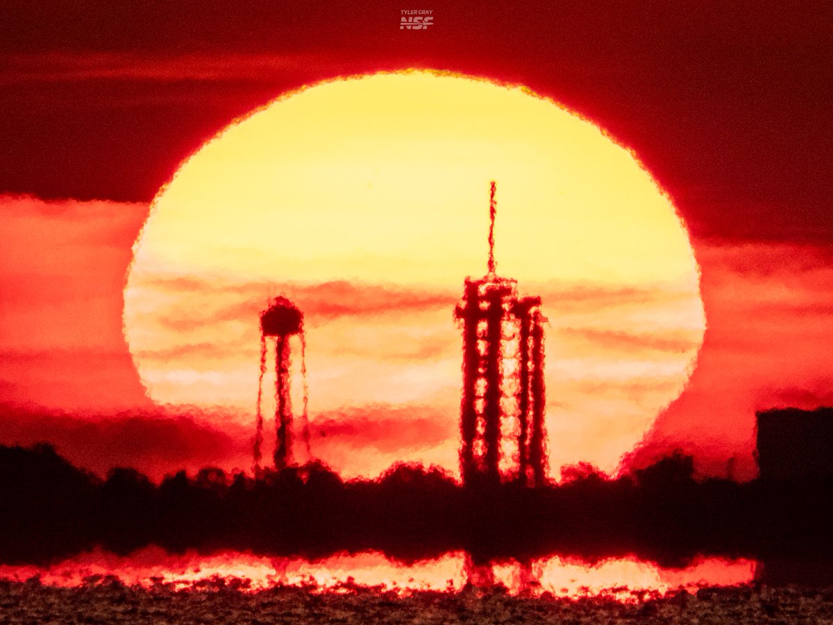 Tyler Gray (@tylerg1998) on Twitter photo Beautiful Morning. 🌅
Historic LC-39A with Falcon & Dragon are silhouetted against our host star during a 6:44 AM sunrise, signaling the start of launch day for the NASA SpaceX #Crew11 mission. <a href="/NASASpaceflight/">NSF - NASASpaceflight.com</a>
📺 youtube.com/live/AERQlwrVF… Beautiful Morning. 🌅
Historic LC-39A with Falcon & Dragon are silhouetted against our host star during a 6:44 AM sunrise, signaling the start of launch day for the NASA SpaceX #Crew11 mission. <a href="/NASASpaceflight/">NSF - NASASpaceflight.com</a>
📺 youtube.com/live/AERQlwrVF…