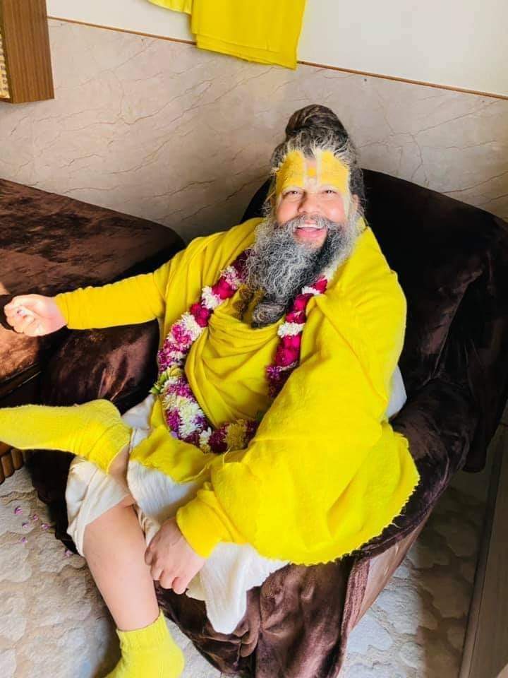 वामपंथियों तुम छाती पीटते रहो |

हम प्रेमानंद महाराज के समर्थन में अड़े रहेंगे |