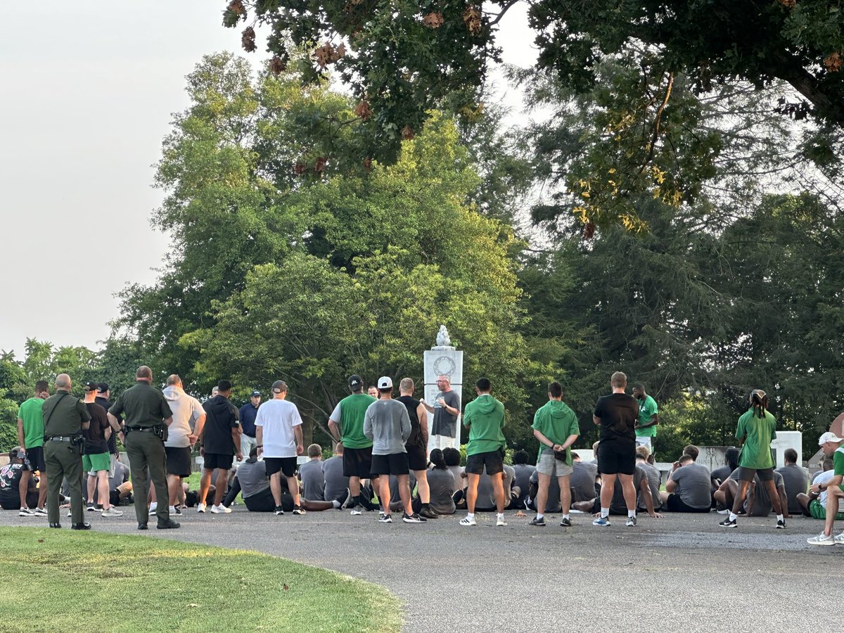Gunter Brewer (@gunterbrewer) on Twitter photo .<a href="/HerdFB/">Marshall Football</a> <a href="/marshallu/">Marshall University</a> Honor and remember- WeAre…Marshall! #LLTB .<a href="/HerdFB/">Marshall Football</a> <a href="/marshallu/">Marshall University</a> Honor and remember- WeAre…Marshall! #LLTB