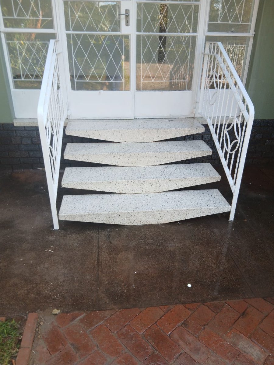 Nosbig Contractors tweet media