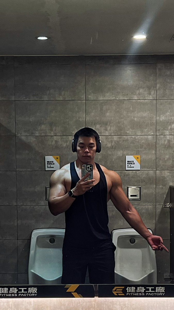 現在抱睡冷氣沒有開19度睡不好