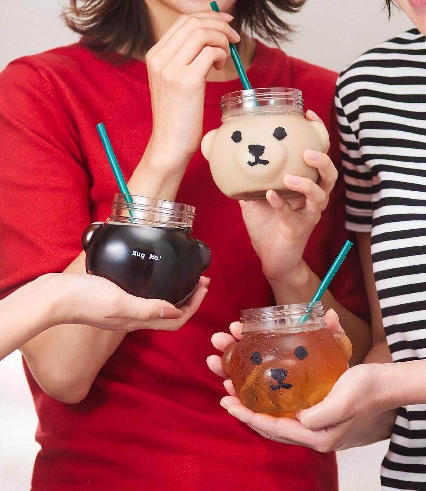 タリーズコーヒー、好みのドリンクを入れられる“クマ型”ボトル「ベアフル ハグミーボトル」 - fashion-press.net/news/136496