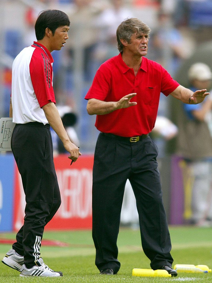 5️⃣ Bora Milutinovic is the only manager who coached 5 different national teams at the FIFA World Cup.

He was the manager of México (1986), Costa Rica (1990), USA (1994), Nigeria (1998) and China (2002).  

Visit the FIFA Museum and learn more about records and statistics from