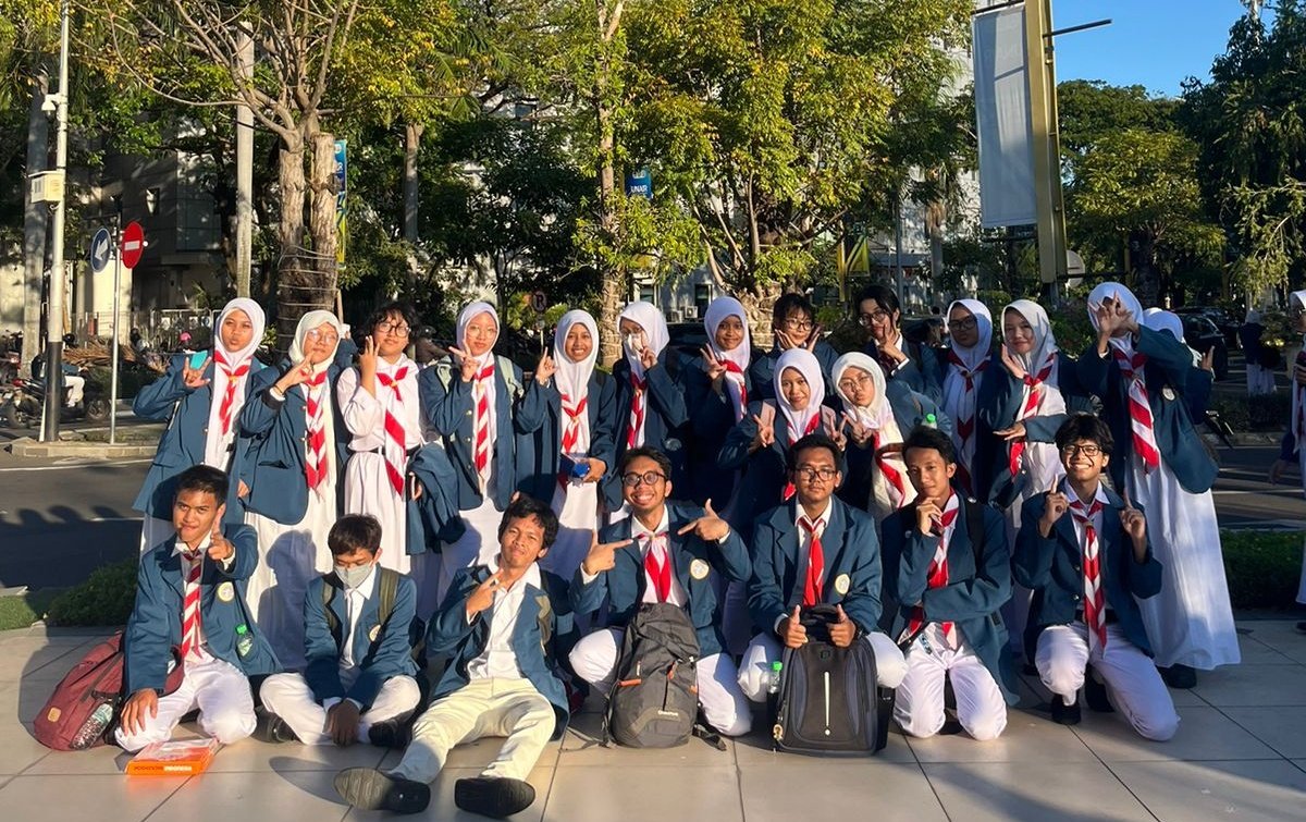 アゼル | depressed arc tweet media