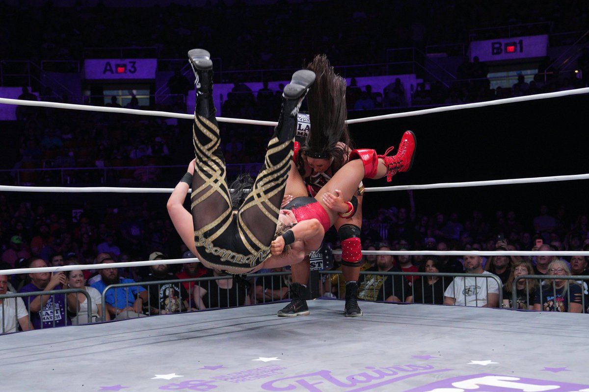 How was this 3 years ago?! 

A moment for the iconic jacket though 🥰