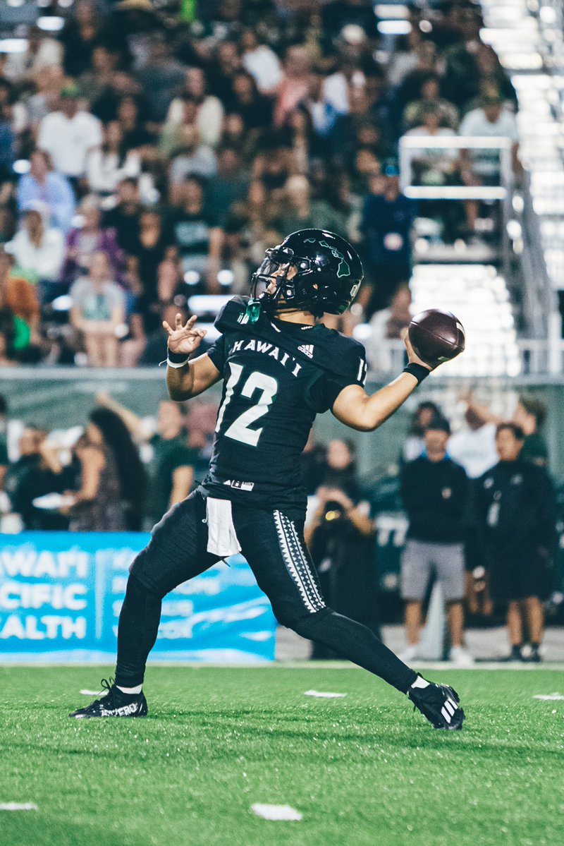 How many passing yards and TDs will <a href="/MicahAlejado/">Micah Alejado</a> have this season WARRIOR NATION? #HawaiiFB 
#BRADDAHHOOD