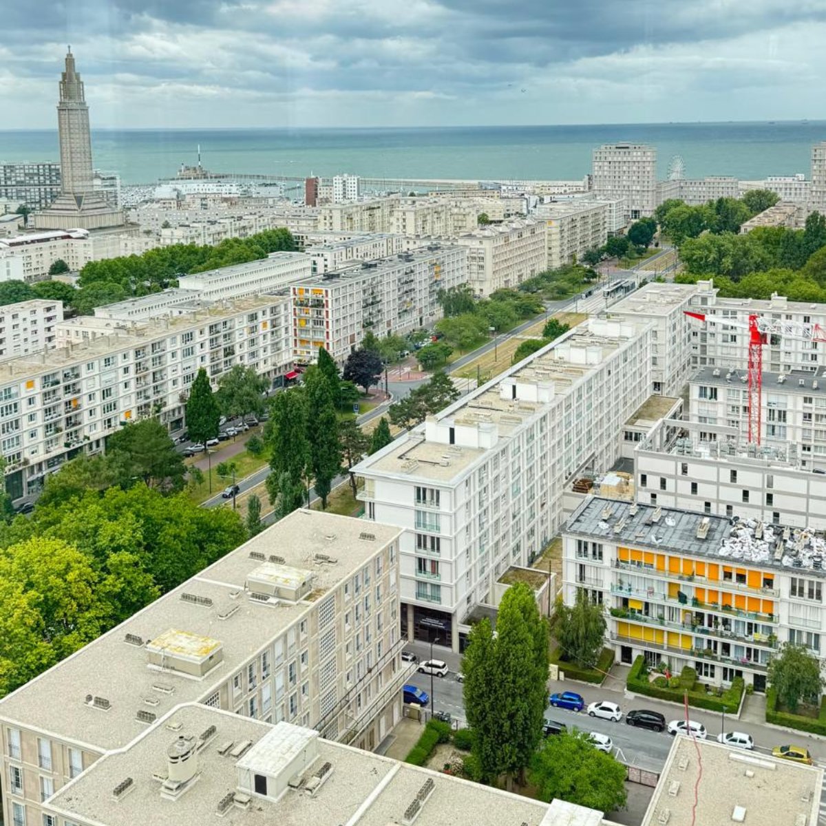 Le 15 juillet dernier s'est tenu la célébration des 20 ans de l'inscription du Havre au patrimoine mondial de l’UNESCO. Reconstruite après-guerre par Auguste Perret. Une reconnaissance qui a changé les regards.