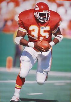 lexiosborne's tweet photo. We are Christian ‘Nigerian Nightmare’ Okoye days away from NFL kickoff! 🏈
#35days #ChiefsKingdom https://t.co/FkI4FRZ1Kq