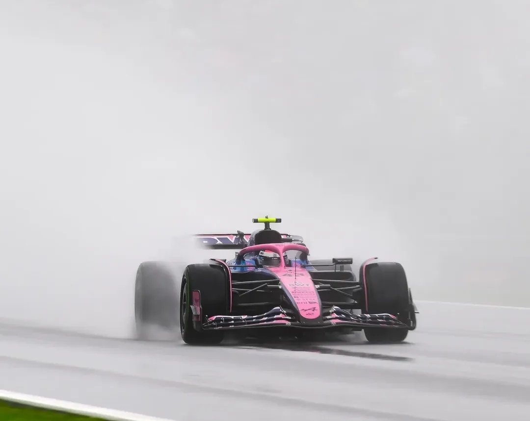 Y esta foto? FOTON de Franco en Spa 🇧🇪🌧