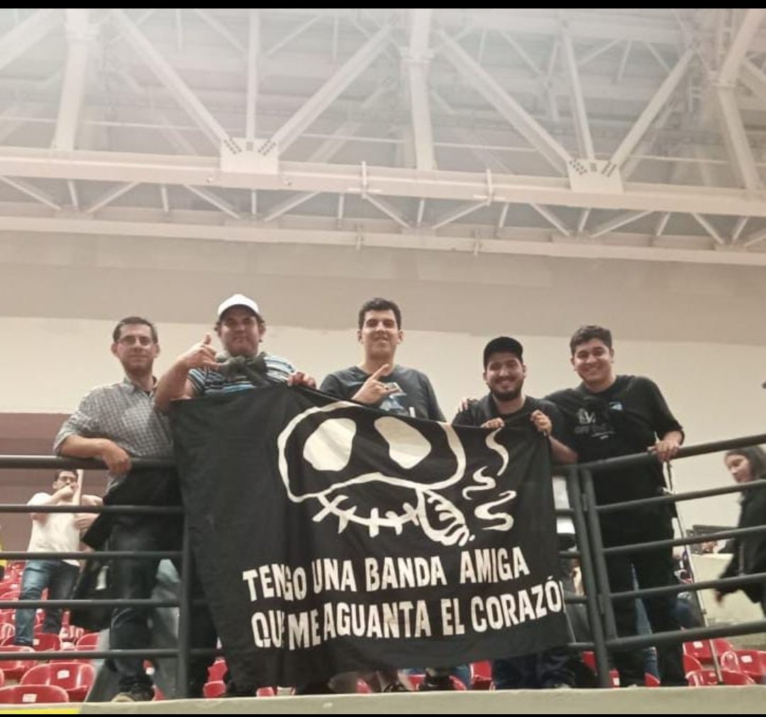 mago2186's tweet photo. @uenopy #amigoueno Vamos la vela de mi ❤️ Nos vamos @RochiGonza16  la que siempre está conmigo tenga o no tenga razón!! 🫶 https://t.co/poaTYDAHDX