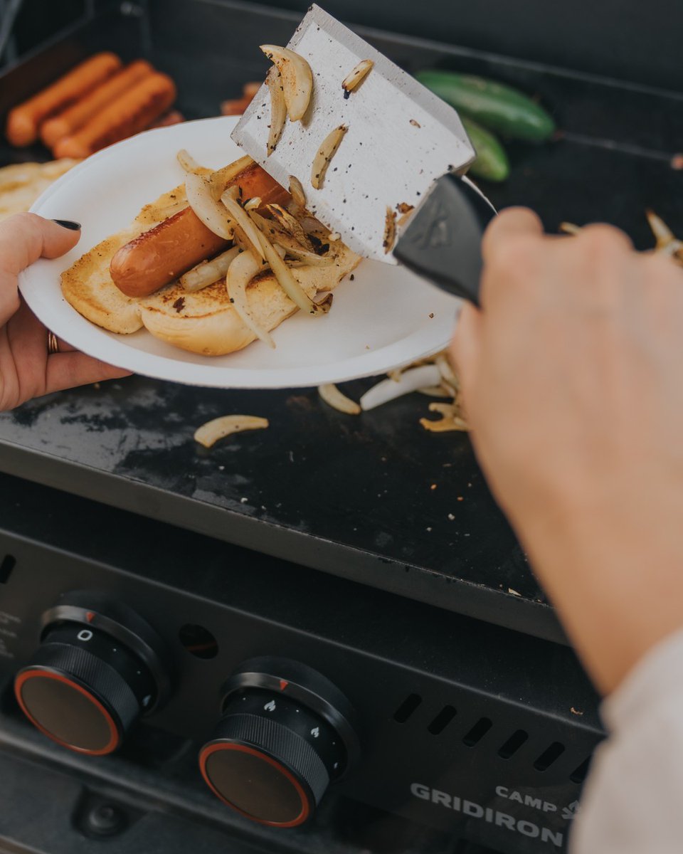 Gourmet griddle dogs 🌭 

Which toppings would you choose?

📷 @wildmesamedia