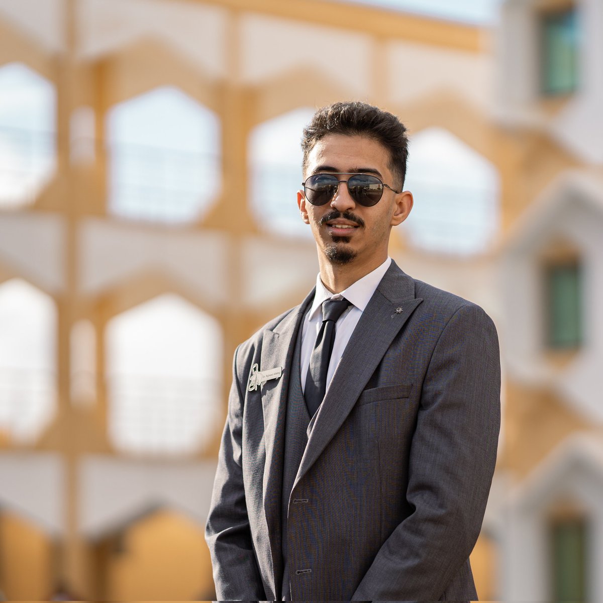 من جعل الحمد خاتمة النعمة جعله اللّٰه فاتحة المزيد، تحصلت على بكالوريس طب و جراحة عامة من جامعة بنغازي.