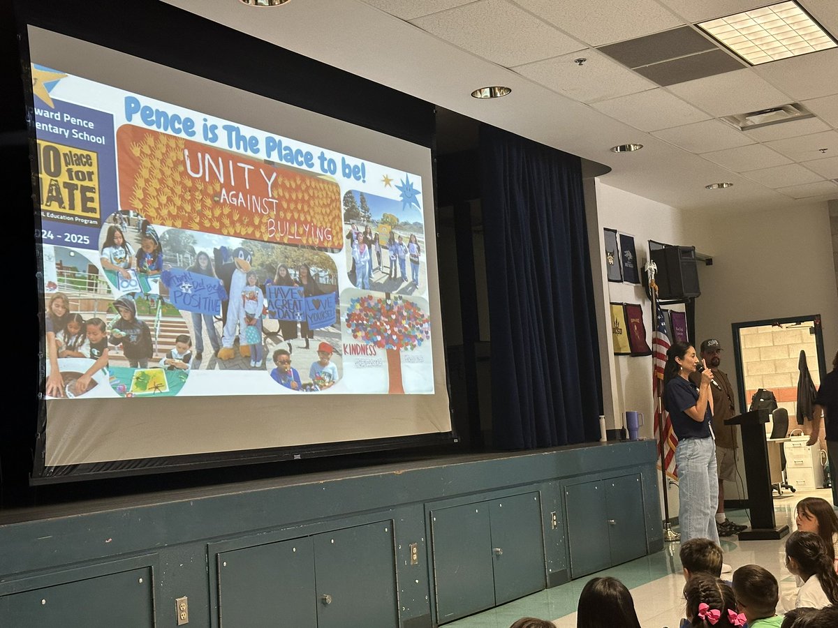 penceSBUSD's tweet image. Pence students reviewing what it looks like to Be Safe, Responsible, &amp;amp; Respectful during our PBIS Assembly. 2025-26 is off to a spectacular start! @sbusd_news #pencepenguins @Supt_SBUSD