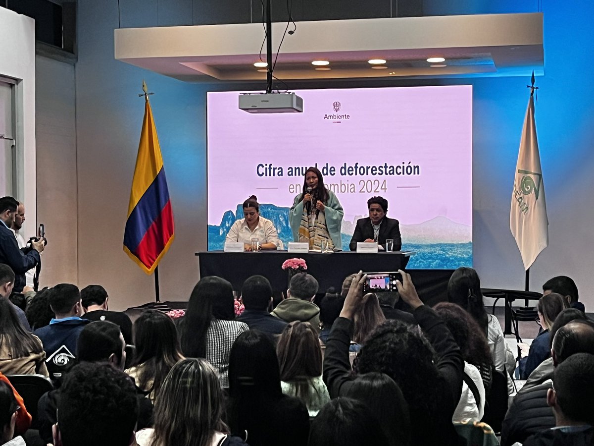 #EstamosenVivo Conoce la Cifra Anual de la Desforestación en Colombia 2024.

Consúltalo aquí: youtube.com/live/kRecdF6Vt…

#IdeamInforma