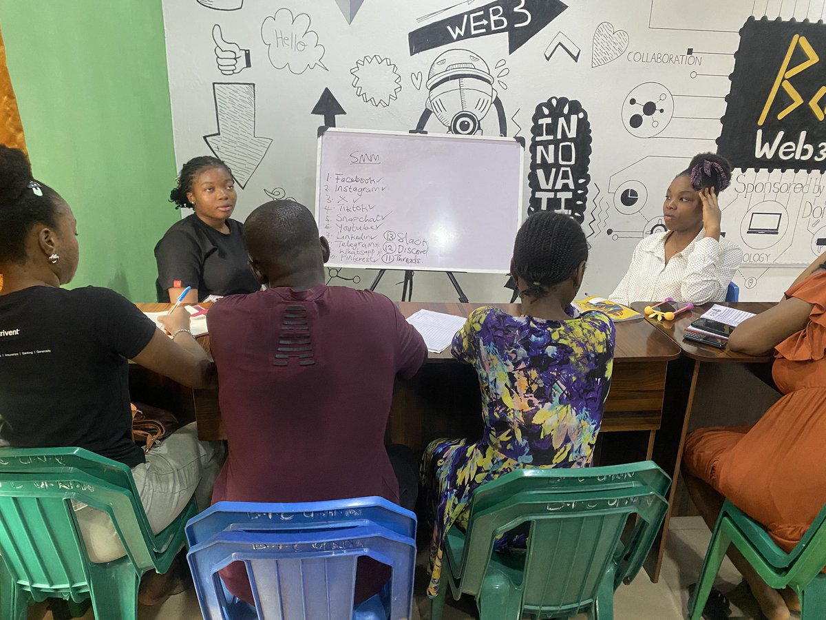 Uloma Odeghe|| Borderless 4.0 (@ulomaodeghe) on Twitter photo Taught a class on social media marketing today <a href="/Borderlessunn/">Borderless Tech Club UNN || Borderless 4.0</a> hub & one thing was clear: most people aren’t struggling because they’re not talented, they’re stuck because they don’t have a system.
Today we explored different social media platforms. It was an amazing time👌 Taught a class on social media marketing today <a href="/Borderlessunn/">Borderless Tech Club UNN || Borderless 4.0</a> hub & one thing was clear: most people aren’t struggling because they’re not talented, they’re stuck because they don’t have a system.
Today we explored different social media platforms. It was an amazing time👌