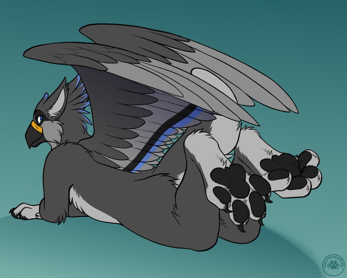 Happy #GryphonAppreciationDay!!!
Don't forget to appreciate your gryphon friends today! :&gt;

🎨 <a href="/CariFoxleopard/">Cari🐾✨</a>